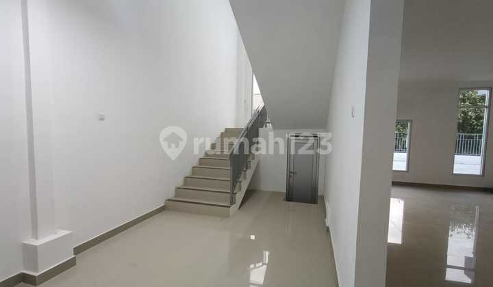 Fbgh. Gudang disewakan di Delta Silicon Lippo Cikarang Fbgh. Gudang disewakan di Delta Silicon Lippo Cikarang