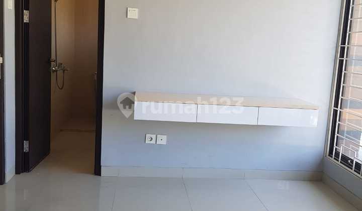 Fdid. Disewakan Rumah di Cosmo Lippo Cikarang Fdid. Disewakan Rumah di Cosmo Lippo Cikarang