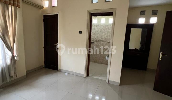 Fcei. House for sale in Meadow Green Lippo Cikarang 2