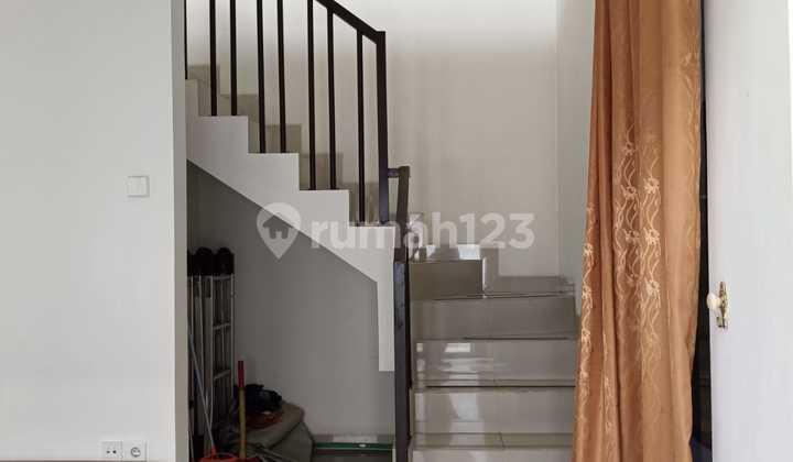 Fegb. Rumah Disewakan di Summer Bliss Lippo Cikarang
