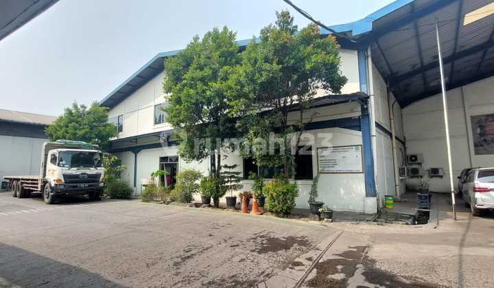 Eiei. Warehouse for rent in the Murinda area, Jababeka.