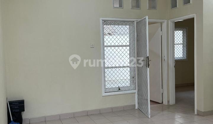 Fbbb. Rumah dijual di Meadow Green Lippo Cikarang