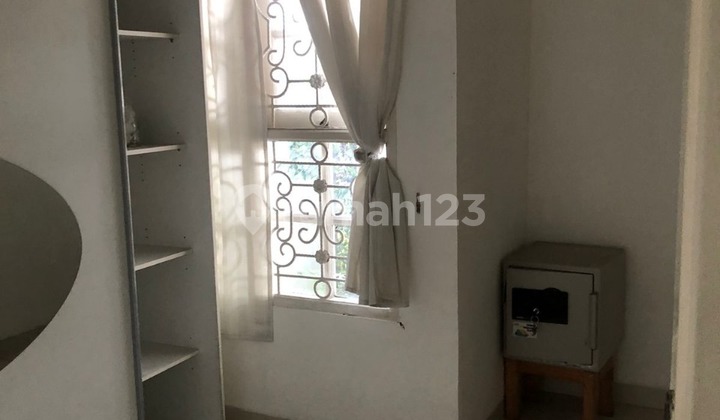 Fbhd. Rumah dijual di Picadily Lippo Cikarang