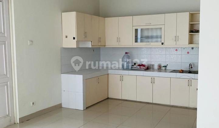 Fdhc. Rumah Disewakan di Cluster Oakwood Lippo Cikarang