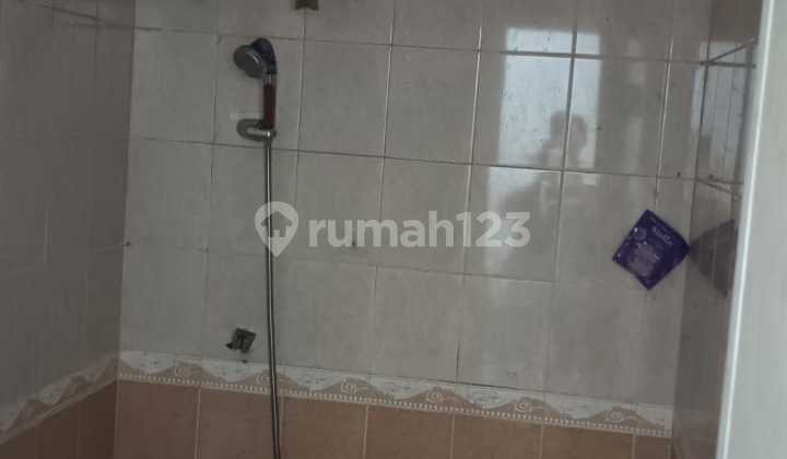 Fbeh. House for Sale in Meadow Green Cluster, Lippo Cikarang 2