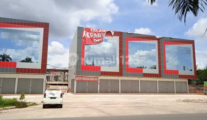 RUKO CANTIK & PALING STRATEGIS!! RUKO 3 LANTAI GRAND HBC SEKUPANG 29