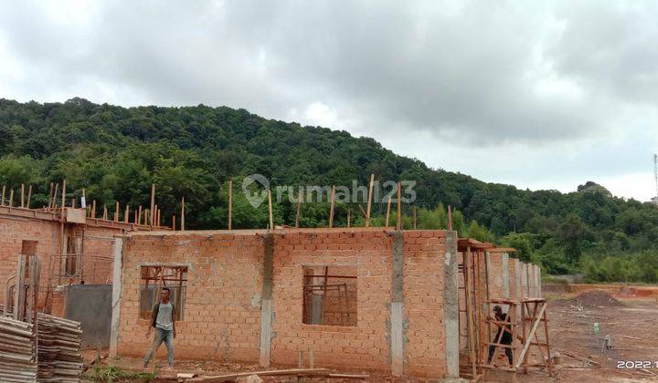 RUMAH CANTIK KONSEP VILLA, HARGA MENARIK HANYA DI CLUSTER ALBASIA 2