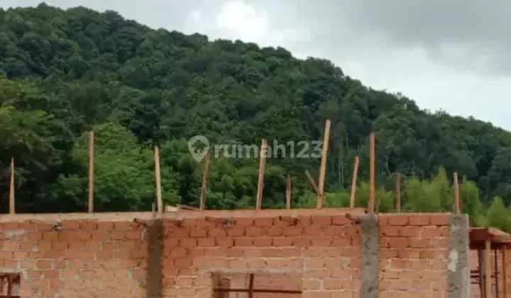 RUMAH CANTIK KONSEP VILLA, HARGA MENARIK HANYA DI CLUSTER ALBASIA 4