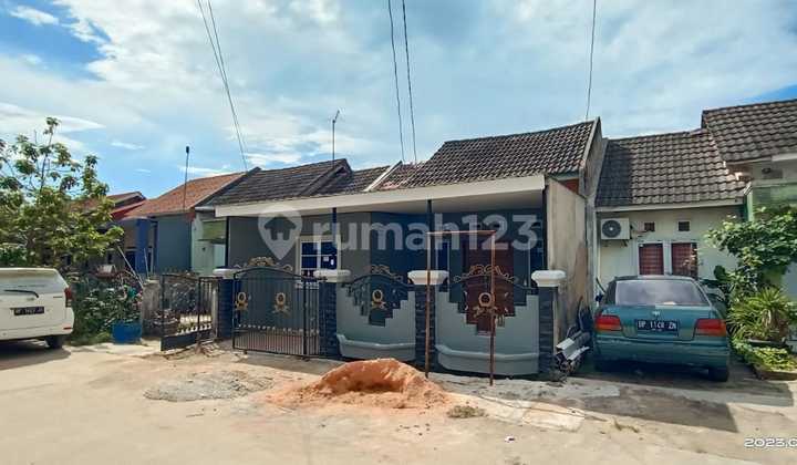RUMAH 1 LANTAI DENGAN 3 KAMAR TIDUR PERUM OMA BATAM CENTRE