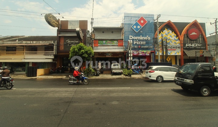 Ruang Usaha 3 Lantai Pusat Bisnis Niaga Jl Kyai Mojo Tegalrejo Yogyakarta 8