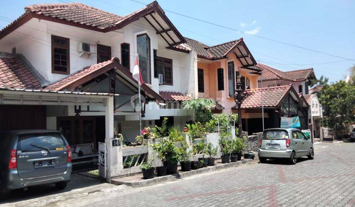 Rumah 2 Lantai Perum Griya Perwita Asri Depok Sleman Jogjakarta 1