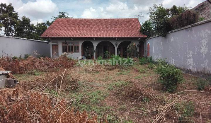 Rumah Dengan Luas Tanah 1355 Meter Persegi Lokasi Caturtunggal Depok Sleman 1