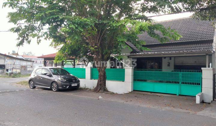 Rumah Semi Furnish  Lokasi Strategis di Jl Titi Bumi Timur Banyuraden Sleman 1