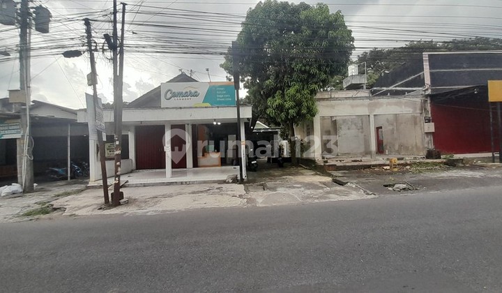 Tanah Bonus Bangunan Kost dan Rumah Lokasi Startegis Dekat Kampus Sanata Dharma - Maguwoharjo Depok Sleman Tanah Bonus Bangunan Kost dan Rumah Lokasi Startegis Dekat Kampus Sanata Dharma - Maguwoharjo Depok Sleman