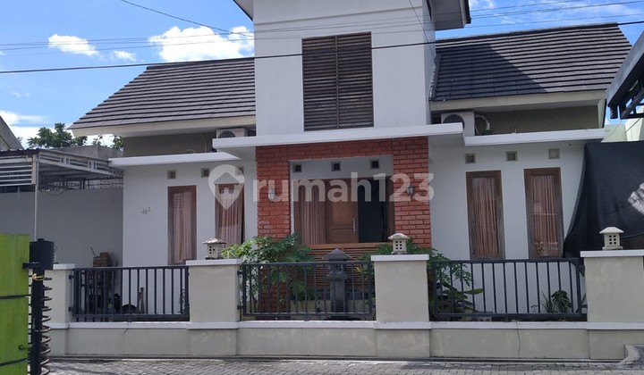 Rumah Mewah Dengan Desain Minimalis Di Perumahan Niten Asri Dekat Budi Mulia.