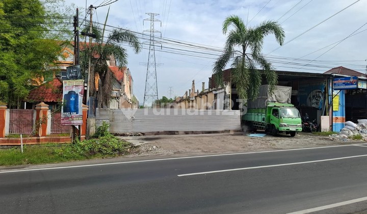 Land for sale for warehouse or business space on Jl. Imogiri Barat, Sewon, Bantul, Yogyakarta Land for sale for warehouse or business space on Jl. Imogiri Barat, Sewon, Bantul, Yogyakarta