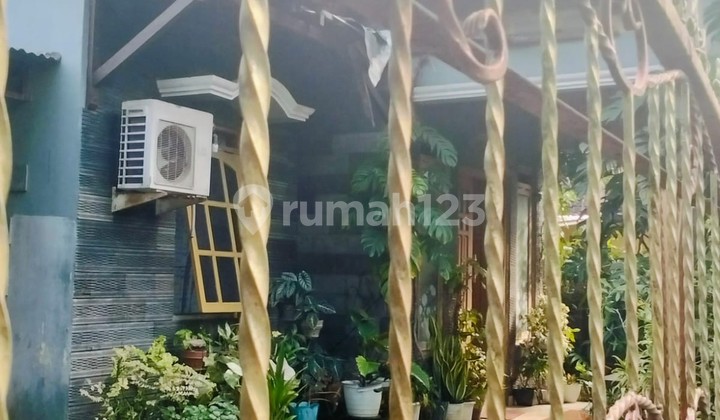 Rumah Tinggal Cocok Untuk Keluarga Lokasi Strategis di Tamantirto Kasihan Bantul Rumah Tinggal Cocok Untuk Keluarga Lokasi Strategis di Tamantirto Kasihan Bantul