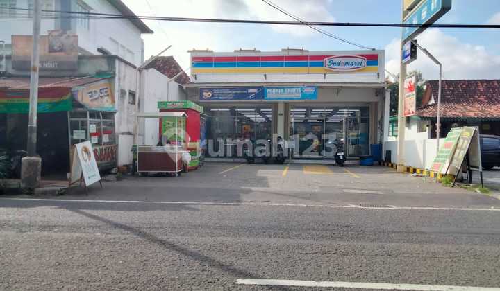 Ruang Usaha Lokasi Premium Dekat GOR Amongrogo Yogyakarta 