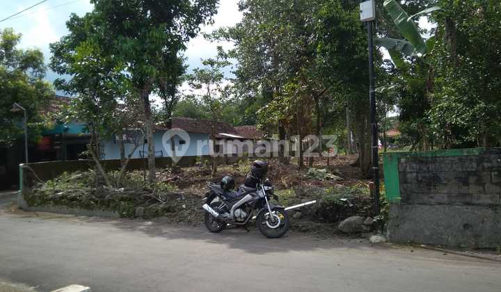 Tanah Kapling Dekat Candi Prambanan Klaten Jawa Tengah Tanah Kapling Dekat Candi Prambanan Klaten Jawa Tengah