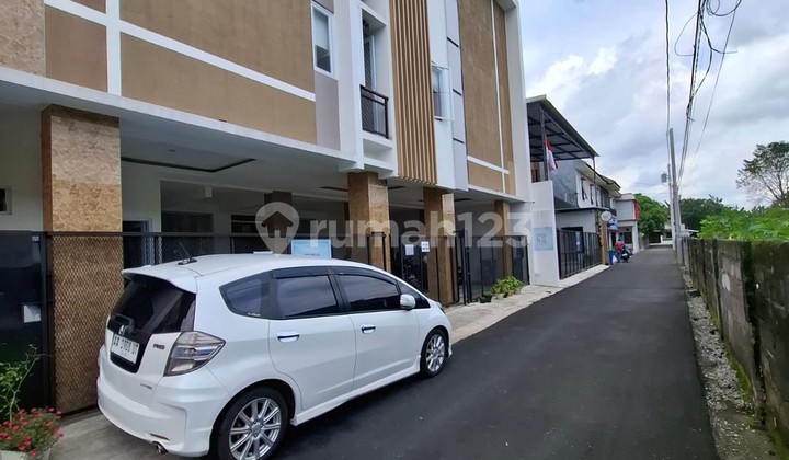 Exclusive Boarding House 27 Rooms Located in Campus Area in Seturan Depok Sleman 2