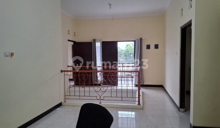 Rumah 2 lantai belakang hotel hyatt jl palagan sinduadi mlati  sleman yogyakarta 2