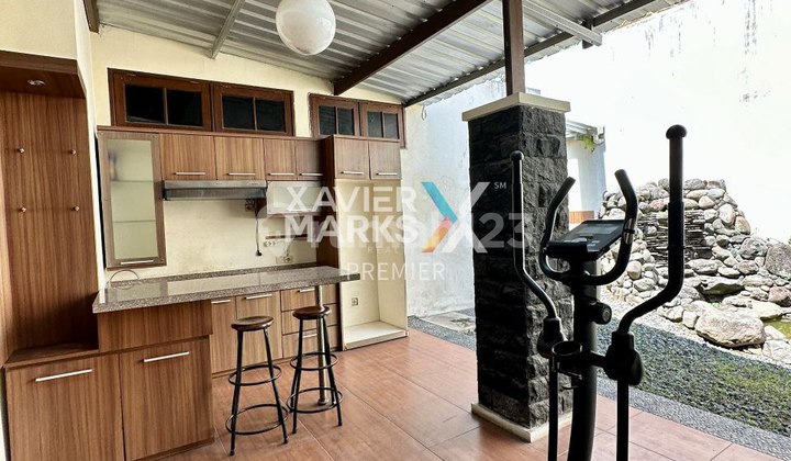 Second Hand House on Road in Tidar Area, Malang, Ready to Occupy, Row Road, Spacious 2