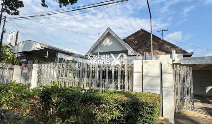  Hot Listing Rumah Klasik Cocok Untuk Cafe di Semeru Klojen Malang