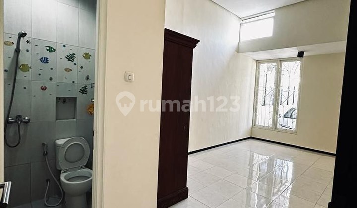 House for Sale in Blimbing, Malang, Near Araya and Grand Mercure Hotel. 2