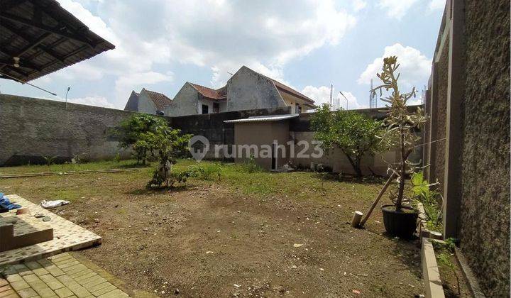 Tempat Usaha Untuk Bisnis di Sulfat Lokasi Strategis Parkir Luas 4