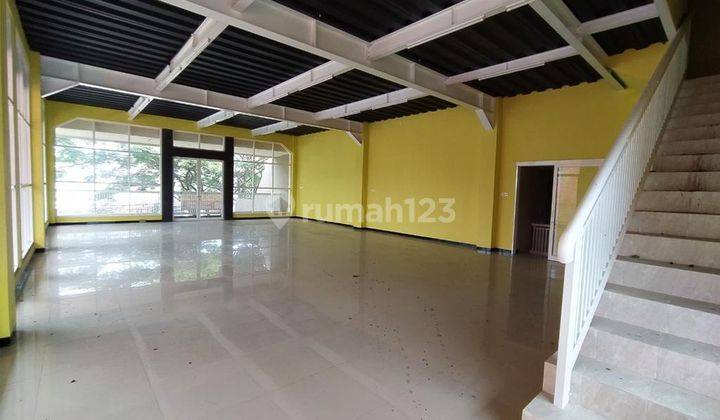 Tempat Usaha Untuk Bisnis di Sulfat Lokasi Strategis Parkir Luas 11