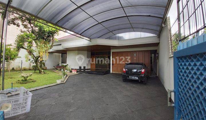 Rumah Mewah Selangkah Dari Jalan Besar Ijen Klojen Malang 2