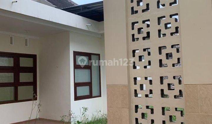 Rumah Villa Puncak Tidar Cantik Lingkungan Nyaman 2