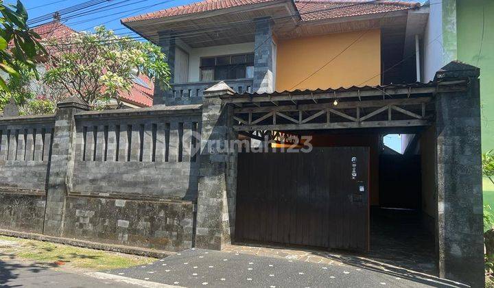 Rumah Mewah Dekat Pantai Sanur di Sumerta Kelod Denpasar Bali 1