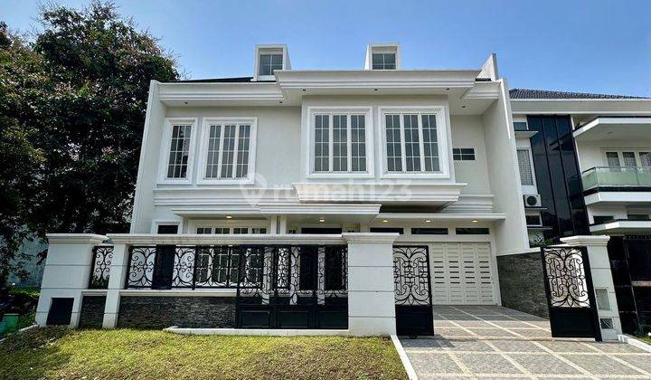 Rumah Mewah American Style Baru di Boulevard Araya Malang 1