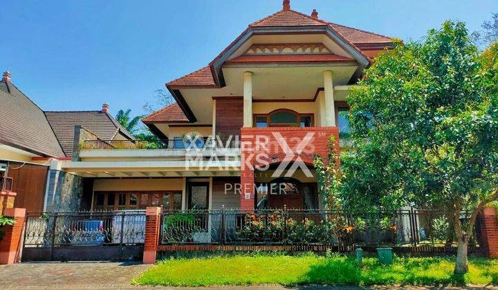 Rumah Mewah Premium Dengan View Lapangan Golf Araya 1