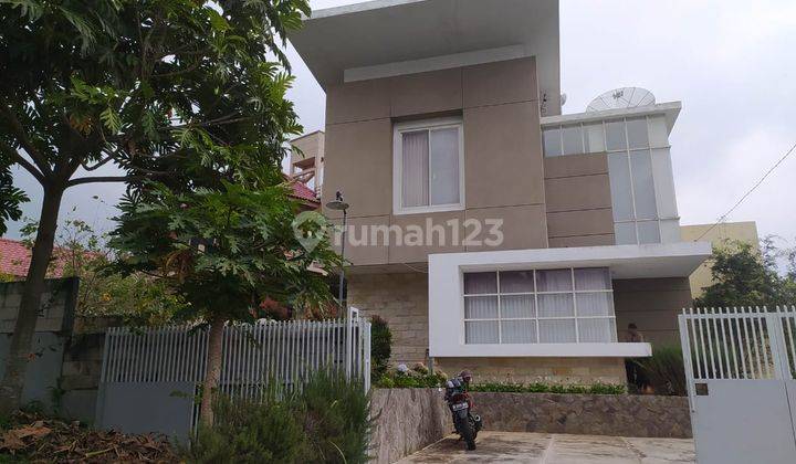 Rumah Asri View Cantik Eksklusif di Panderman Hill Batu Malang 1