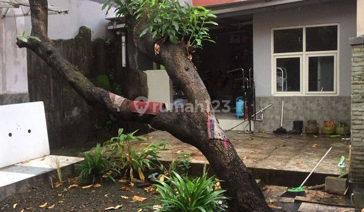 Rumah di Sidoarjo Pucang Indah Tengah Kota Dengan Halaman Luas 2