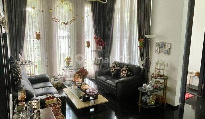 Rumah Cantik Ada Kolam Renang di Mainroad Cluster Araya Golf 2