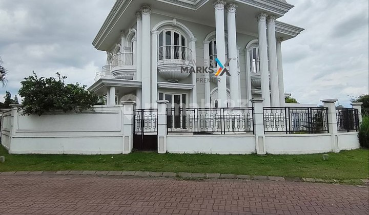 Dijual Rumah Luxury Limited Offer di Green Orchid Malang Nego