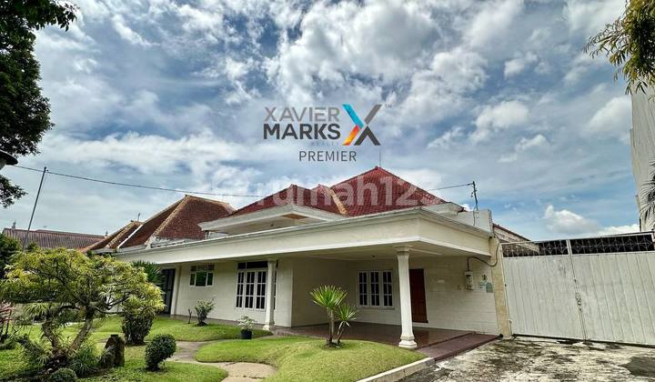 Rumah Vintage Lingkungan Tenang Di Dr Sutomo Klojen Malang