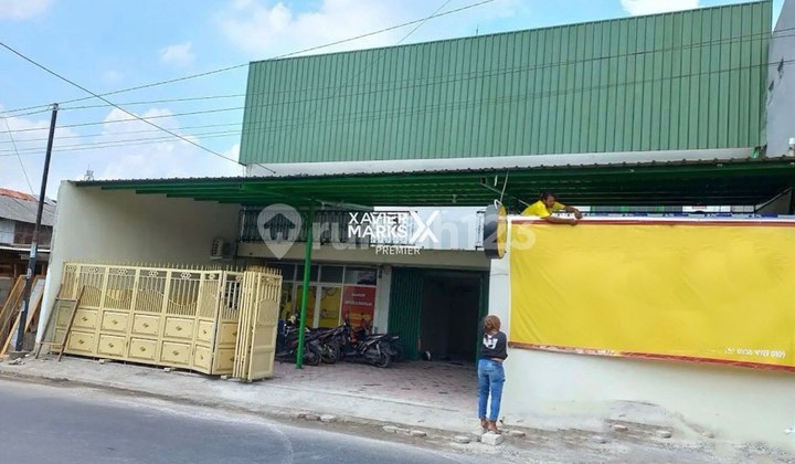 Strategic Shop House Ready for Various Businesses in Tulangan Sidoarjo Strategic Shop House Ready for Various Businesses in Tulangan Sidoarjo