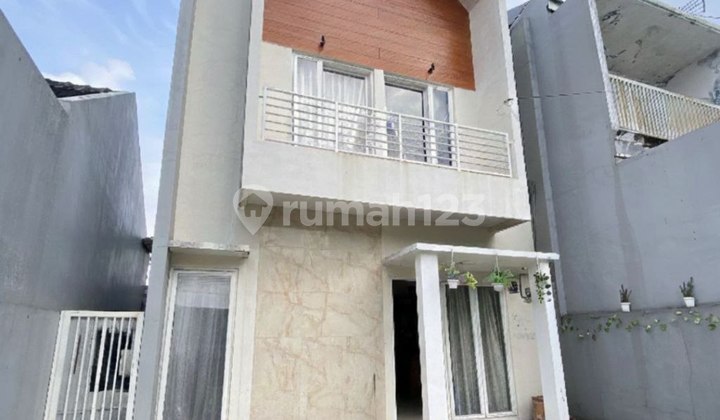 For Sale Move-In Ready House in the Prestigious Campus Area of Lowokwaru Malang