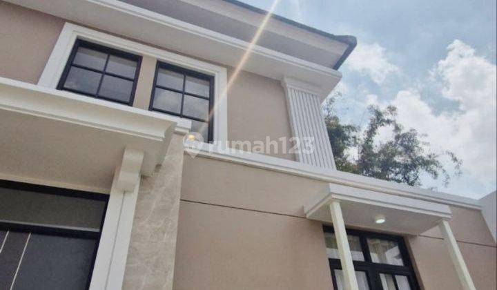 Villa Premium Cantik Baru Dekat Tujuan Wisata di Batu Malang 2