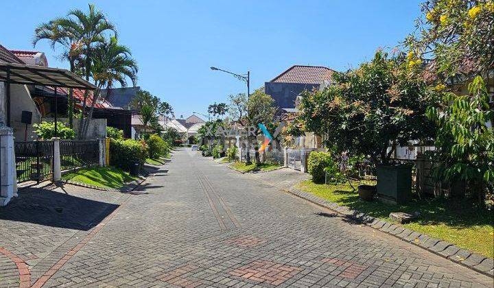 Rumah Mewah Terawat Eksklusif di Istana Dieng Malang 2