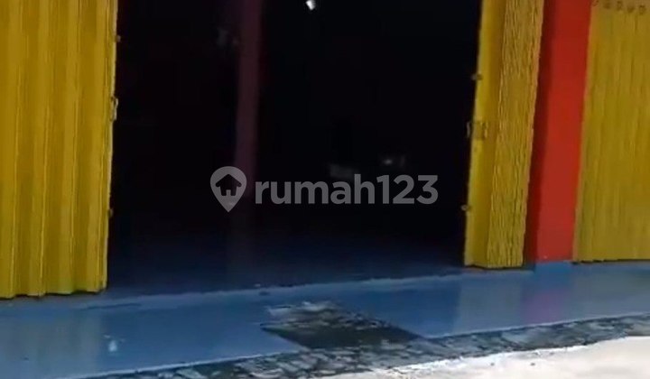Gudang di Ampeldento Pakis Malang Row Jalan Luas Dekat Exit Tol