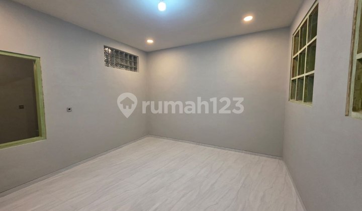 Rumah Bagus High Demand Area di Buah Buah Klojen Malang  2