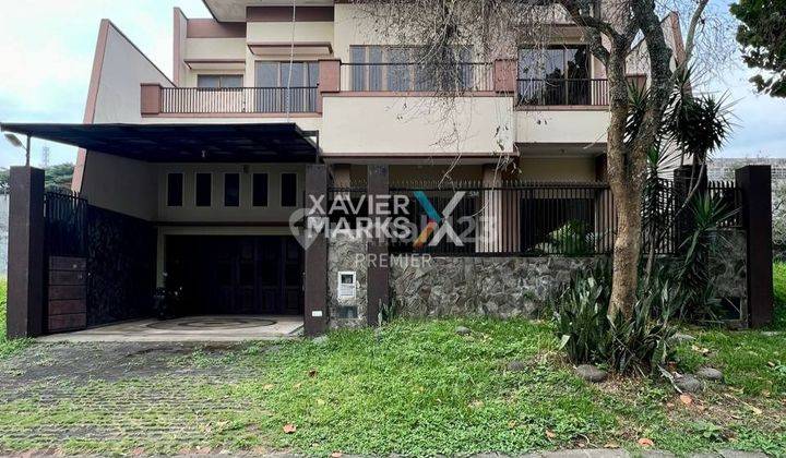 Rumah Mewah Klasik di Boulevard Nieuw Indie Araya Blimbing Malang 1