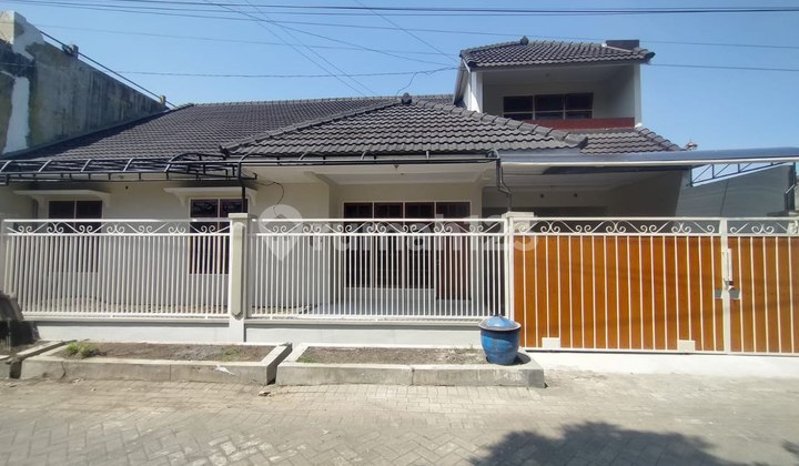 11 BR House in Borobudur Area, Blimbing, Malang, Suitable for Boarding 11 BR House in Borobudur Area, Blimbing, Malang, Suitable for Boarding