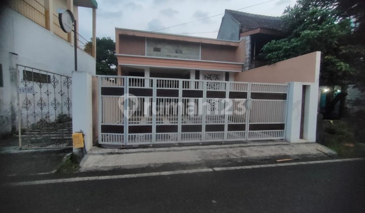 Dijual Rumah Luas di Mayjend Sungkono Kedungkandang Malang Multifungsi