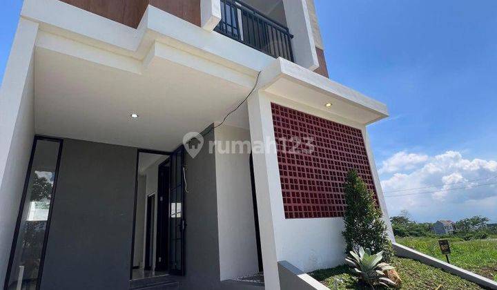 Rumah Baru Cantik 3 Kamar di Villa Bukit Tidar Lowokwaru Malang 2